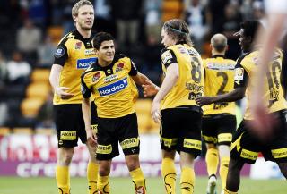 REDUSERTE: Tarik Elyounoussi startet LSKs opphenting.Foto: Digitalsport
