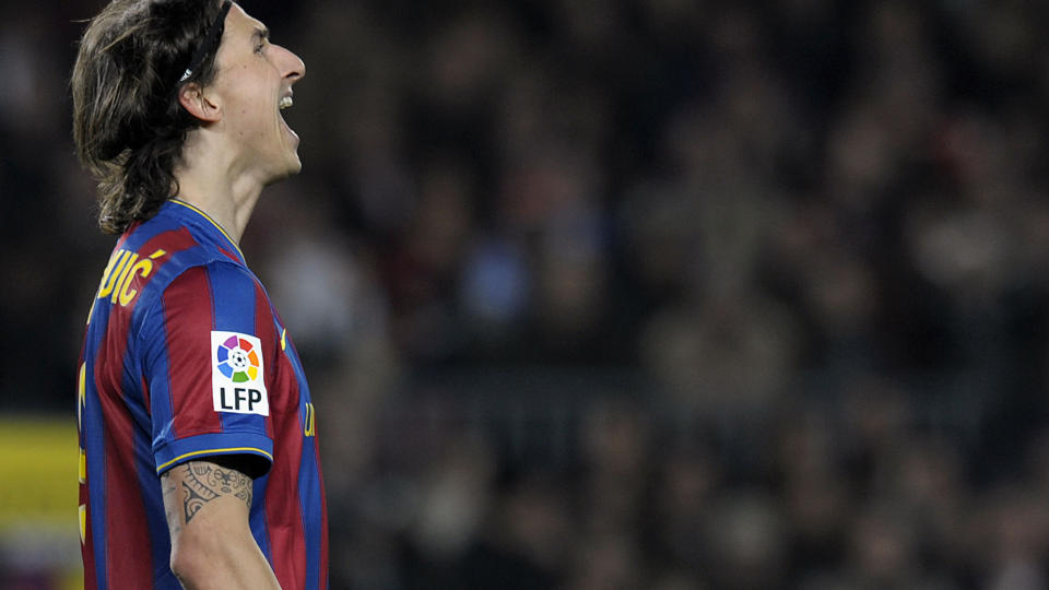 AGENTEN P� KOLLISJONSKURS MED BARCELONA: Om Zlatan Ibrahimovic ga sin velsignelse til agent Mino Raiola f�r sistnevnte gikk til frontalangrep p� Barcelona og trener Pep Guardiola vites ikke, men n� er Raiola p� fullt tilbaketog. Foto: AFP PHOTO/LLUIS GENE
