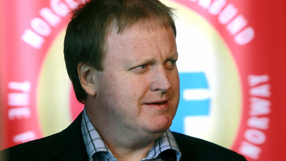 VIL HA FART I SAKENE: Fotballpresident Yngve Hall�n ser klare tegn til bedring i �konomien i de norske toppklubbene, men ville helst sett at framgangen gikk fortere. 
Foto: Morten Holm, Scanpix