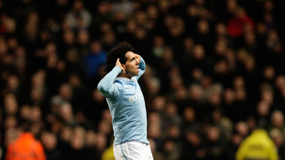 PREMIER LEAGUE P� VIASAT: Viasats parabolkunder har n� muligheten til � f� med seg alt av Carlos Tevez og Premier League kommende sesong. Foto:  AP Photo/Jon Super