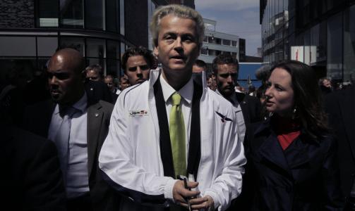 L� AN TIL � BLI STATSMINISTER: N� er antakelig det beste Geert Wilders kan oppn� en statsr�dpost. Men partiet kan ogs� havne utenfor regjeringskontorene. Foto: AP /Peter Dejong