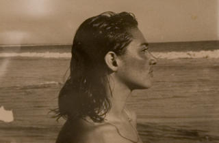 Frida Kahlo i en reproduksjon av et udatert bilde. Foto: SCANPIX / AP / Eduardo Verdugo