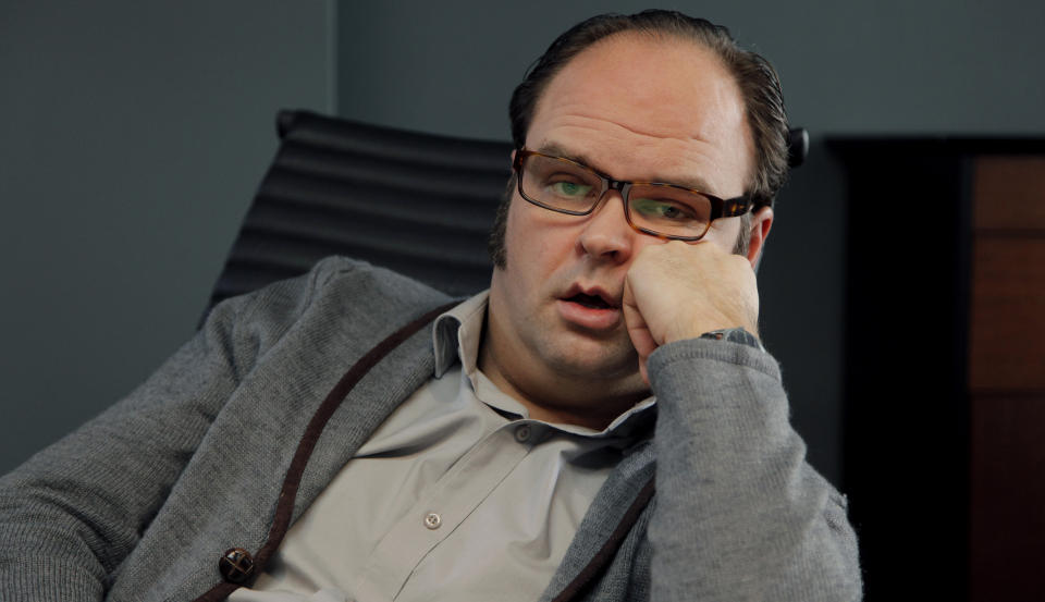 DAG REFSNES: Atle Antonsen spiller en ganske uortodoks samlivsterapaut i �Dag� som kommer p� TV2 i h�st. Foto: TV2