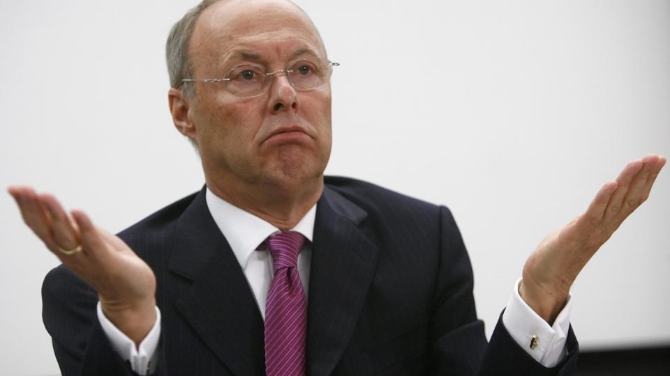 ANKLAGES: Toppsjef i OMV, Wolfgang Ruttenstorfer. Foto: REUTERS/Heinz-Peter Bader/Scanpix