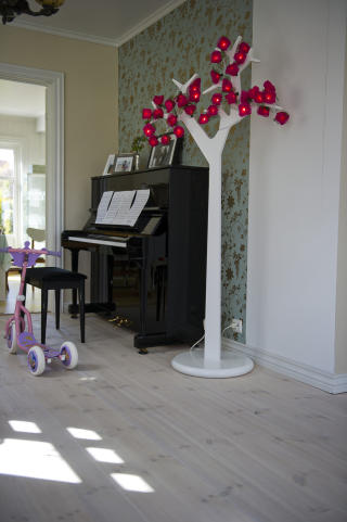 Et m�blert hjem: Pianoet er ikke bare et vakkert m�bel, men i daglig bruk.