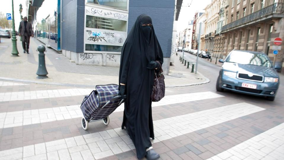  FORBUD.  Stadig flere europeiske land  vurderer et forbud mot burka.