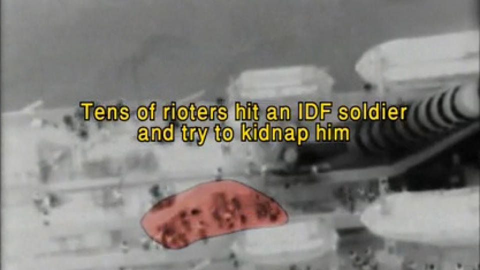 GRANSKES: Aktivistene har levert sterke vitnesbyrd, og Israel har lekket en rekke videoer. N� skal bordingen granskes. Faksimile: IDF
Foto: Youtube