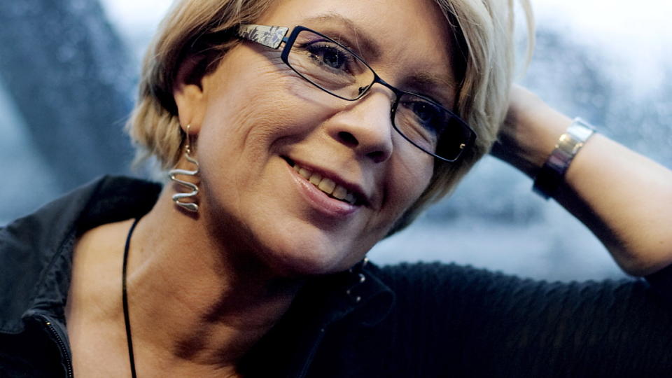  NY BOK - NY JOBB?  Tidligere leder for Senterpartiet, �slaug Haga, arbeider med en oppf�lger til  romanen I de innerste sirkler. Og hun er lansert som Norges kandidat til toppjobb i FN. FOTO:TORBJ�RN GR�NNING.