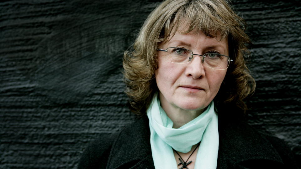 STIEGS HEVN: Enka etter Stieg Larsen, Eva Gabrielsson mener at den avd�de samboeren ville tatt en grov og voldsom hevn for alt hans familie har usatt henne for. Det sier hun i et intervju med Teknisk Ukeblad.
Foto: Olle Sporrong