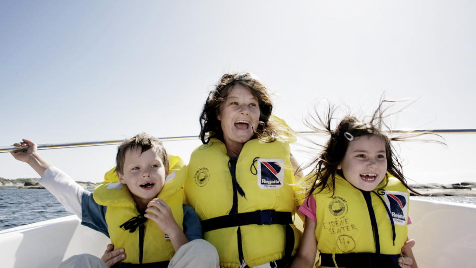 TJ�ME: Tuva Linnea Hesmyr og Mikael Hesmyr koste seg p� ferie p� Tj�me i fjor sommer. &mdash; Dette er et kjempeviktig tilbud til alle som har d�rlig r�d, sier mamma,
Hilde Marie Svendsen. Foto: Sveinung Uddu Ystad / Dagbladet