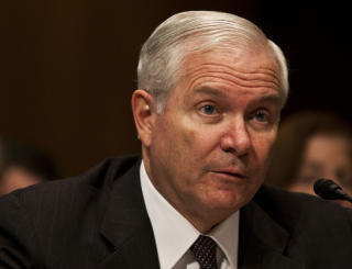 - IKKE FASTSATT: USAs forsvarsminister Robert Gates lover at noen soldater vil forlate Afghanistan i juli i 2011, men understreker at det ikke er en fastsatt frist. Foto: AP Photo/Drew Angerer/Scanpix