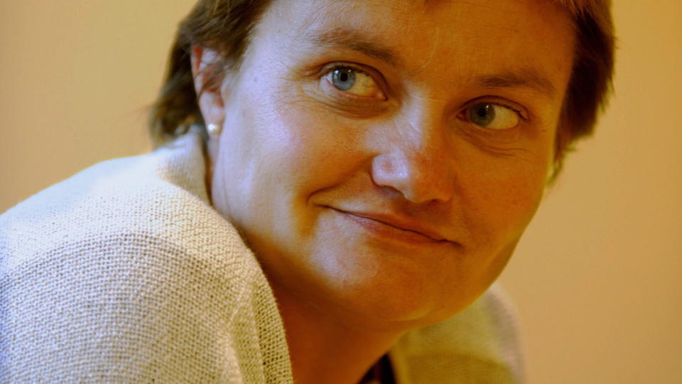 SIER NEI: Rigmor Aaserud, fornyingsminister (Ap) vil ikke fortsette pr�veprosjektet med seks timers arbeidsdag for � f� folk til � st� lengre i jobb.

Foto MYHRE/RUNE I. Dagbladet