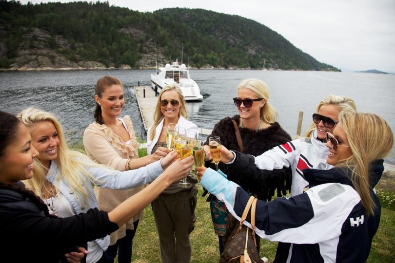Melinda Elvenes (NORWAY 2010) 810x540