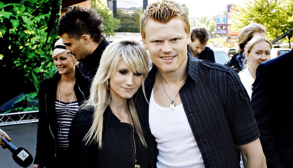 BRUDD: John Arne Riise og Maria Elveg�rd g�r hvert til sitt. Her fra en kinopremiere i 2008. Foto: Frank Karlsen / Dagbladet