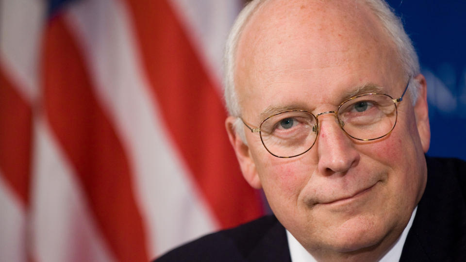 INNLAGT P� SYKEHUS: Dick Cheney har lenge slitt med hjertetr�bbel. Foto: AFP/Saul Loeb/Scanpix