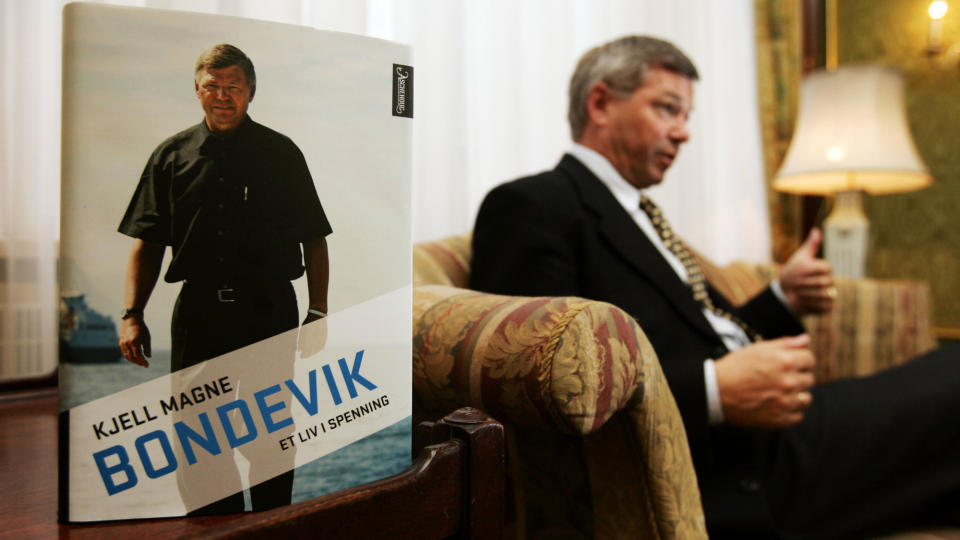 SELVBIOGRAFI: Tidligere statsminister Kjell Magne Bondevik lanserte selvbiografien  Et liv i spenning i 2006. Foto: Erlend Aas / SCANPIX