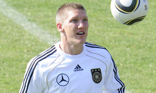 - RESPEKTL�SE: Bastian Schweinsteiger kalte Argentina respektl�se. Foto: John MacDougall, AFP/Scanpix