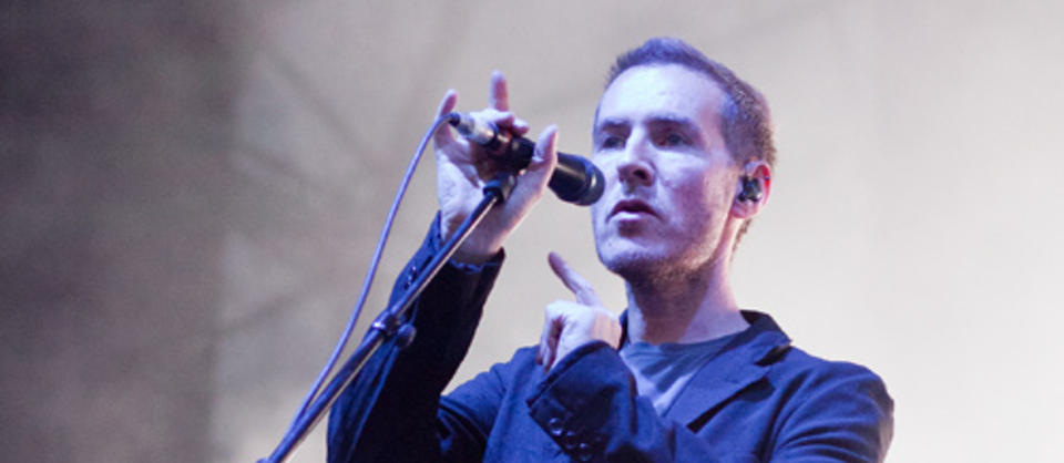STILLEST�ENDE: Massive Attack klarte ikke � mobilisere nevneverdig med engasjement under g�rsdagens Hove-bes�k. Foto: Erik Five Gunnerud.