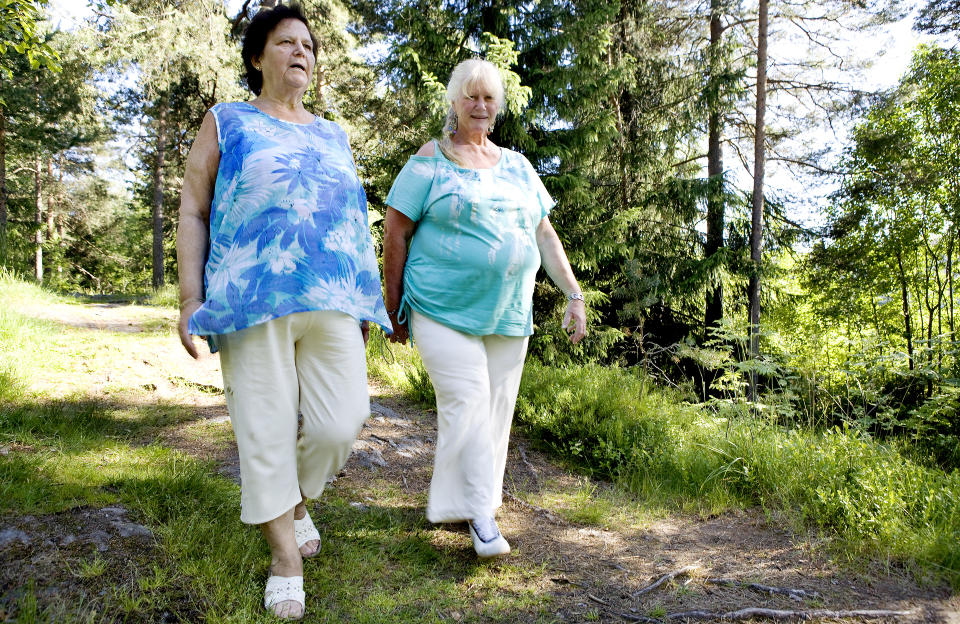 MOSJONERER: Eva Marie Hagen (t.v.) og Ulla Kristiansen (t.h.) har slitt med diabetes i mange �r og har sett verdien av trening og et kontrollert kosthold. Foto: Elisabeth Sperre Alnes