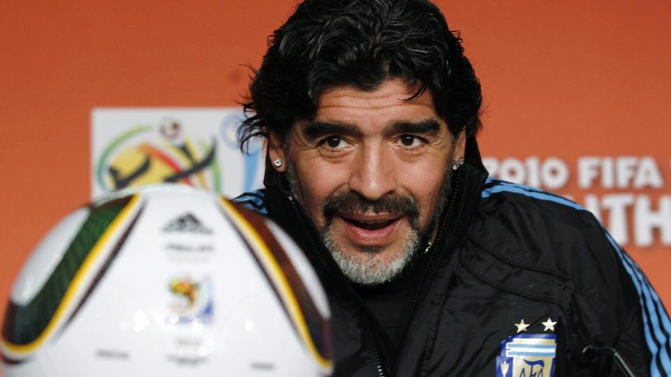 SULTEN: Diego Maradona, sulten fotballegende. Foto: Reuters