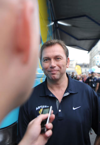 KNYTTES OGS� TIL DOPINGEN: Den kjente sportsdirekt�ren Johan Bruyneel knyttes ogs� til den systematisk dopingen av US Postal-ryttere. FOTO: SCANPIX