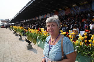 P� JUBILEUMSMARKERINGEN: Mathilde Moland i Kinshasa. Foto: Geir Egeland/DINA-stiftelsen