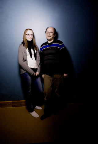 Pappa maser: Ingrid Sommarset (14) har et n�rt og �pent forhold til sin MS-syke far, Ingvar, men noen ganger kan det blir for mye mas om � hjelpe til.
