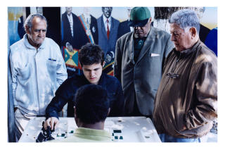 SJAKK MATT: Magnus Carlsen er ranket som verdens beste sjakkspiller. Nå er han også blitt modell. Foto: G-Star SJAKK MATT: Magnus Carlsen er ranket som verdens beste sjakkspiller. Nå er han også blitt modell. Foto: G-Star