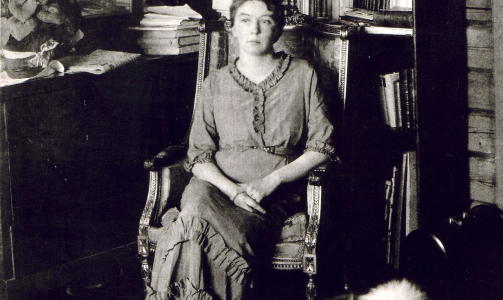 Sigrid Undsets hjemUndset bodde p� Bjerkeb�k fra 1919 til 1949. Er gjenskapt slik det s� ut p�  1930-tallet. www.bjerkebek.no Elvepadling, �staelva Nordseter aktivitets- og skisenter arrangerer kanopadling i �staelva i  Lillehammerfjellet. nordseter.no 