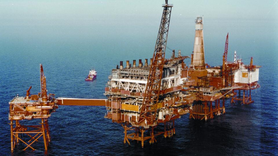 STEMPLES SOM VERSTING: BP-plattformen Valhall i Nordsj�en er if�lge en arbeider gjennomrustet. Foto: BP.