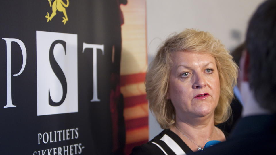 VARETEKT To av de arresterte i terrorsaken har samtykket til varetektsfengsling. PST-sjef Janne Kristiansen orienterte p� en pressekonferanse torsdag om arrestasjonen av tre personer som er mistenkte for planlegging av terrorvirksomhet.
Foto: Morten Holm / SCANPIX