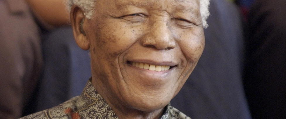 Nelson Mandela har blitt lagt inn p� sykehus