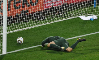 GREEN FOMLET: Og fikk ikke st� i m�l for England i VM mer. Foto: Hoang Dinh / AFP.