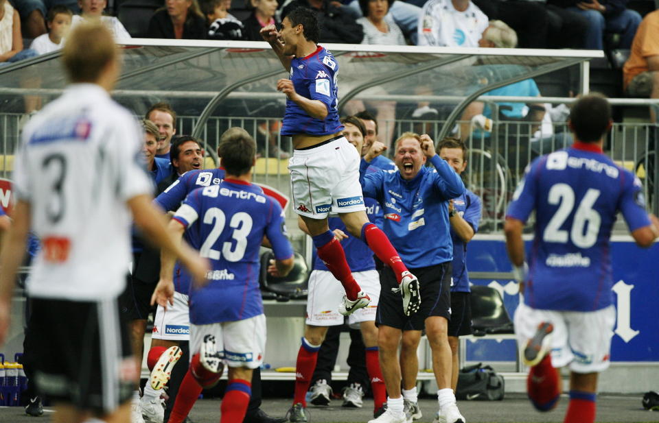 TOM�LSHELT: Mohammed Abdellaoue snudde kampen for V�lerenga med to scoringer p� tre minutter mot slutten av andre omgang. Fram til da hadde han v�rt mer eller mindre usynlig. 
Foto: Trond Reidar Teigen / Scanpix