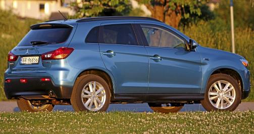 MIT-SUV-BISHI: Mitsubishi kaller den crossover, men ASX er p� st�rrelse som kompakt-SUVene Tiguan, Kuga og ix35. Handeland, Petter
