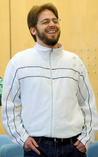 TILSTO: Fritz Gelowicz ble radikalisert p� universitetet og ble ideologen i Sauerlandcellen. Han var motivert av det han mente var USAs korstog mot islam og USAs st�tte til Israel. Han trakk s�rlig fram CIAs �renditions�, alts� ekstraordin�re kidnappinger. Foto: EPA/CLEMENS BILAN