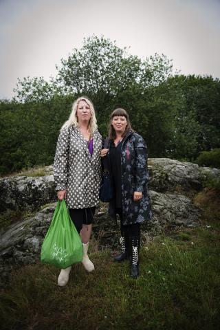 FORN�YDE: Maybrit Jonassen (43) og Marita Jonassen M�ller (38). Foto: Hilde Mesics Kleven.