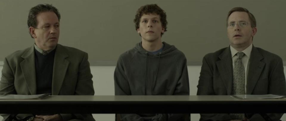 FILMEN OM FACEBOOK: Jesse Eisenberg spiller Facebook-gr�nder Mark Zuckerberg i filmen om hvordan nettfenomenet Facebook oppstod. Foto: SONY PICTURES