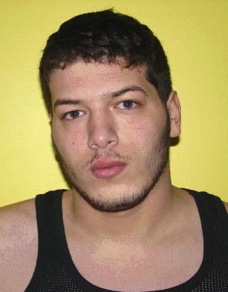 TERRORJAGET: Ibrahim Adam er p� flukt fra britisk politi. Foto: Reuters/Scanpix
