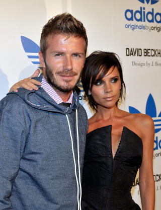 SUPERPAR: Fotballspilleren David Beckham og popstjerna Victoria Beckham har lenge v�rt i medienes s�kelys. Foto: SCANPIX
