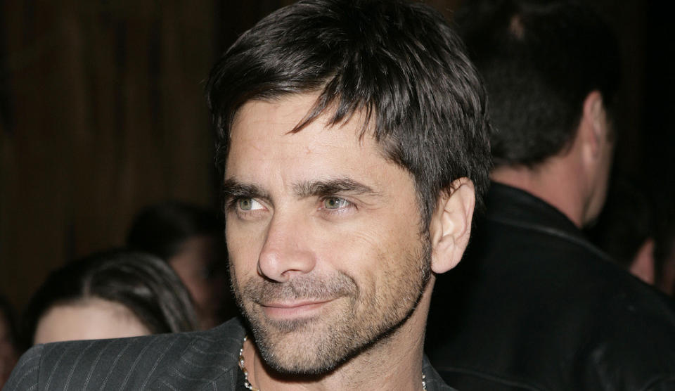 PRESSET FOR PENGER: Et amerikansk par er d�mt for � ha presset John Stamos for fire millioner kroner. Foto: SCANPIX