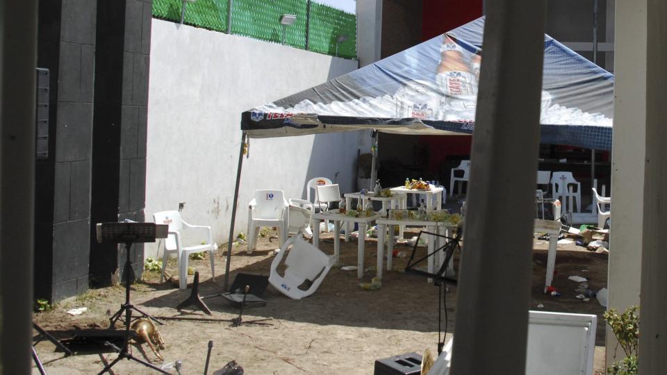 TUNGT V�PNET: 17 personer ble drept da v�pnede menn stormet i dag en privat fest i Torreon nord i Mexico. Foto: EPA/El Siglo de Torreon/Scanpix