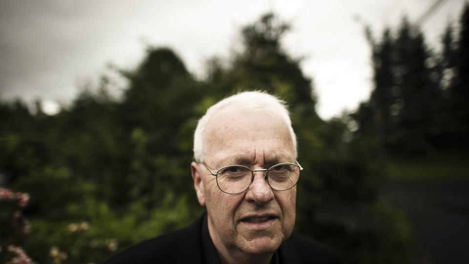 VELGER BORT: - P� grunn av manglende ressurser ser vi en helt klar trend i at politiet heller velger enkle saker som narkotikaforbrytelser, og at man velger bort kompliserte saker som avansert �konomisk kriminalitet, sier professor ved Universitetet i Oslo, Per Ole Johansen. Foto: H�KON EIKESDAL/DAGBLADET