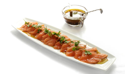 SALMALAKS: R�tt og godt med eksotisk dressing.