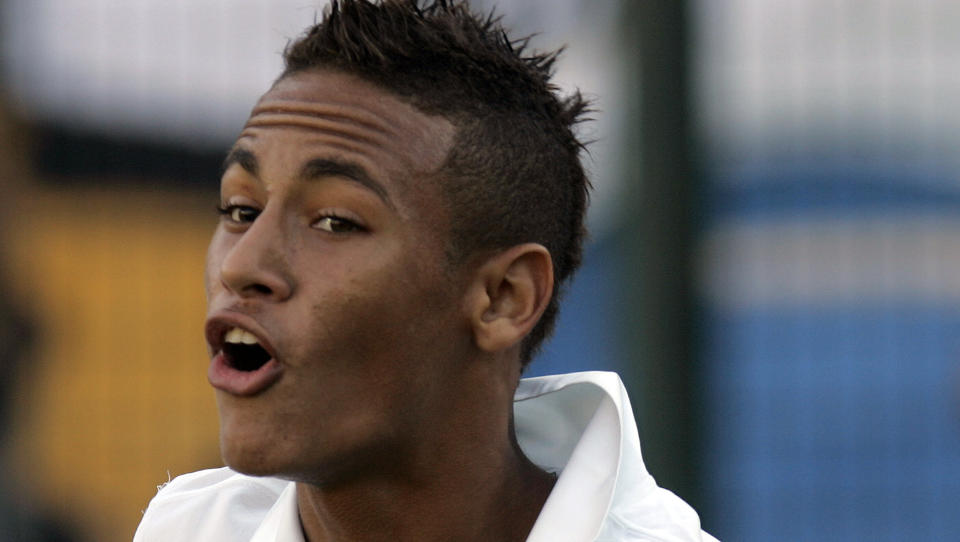 STORTALENT: Neymar (18) er regnet for � v�re blant Brasils ypperste angrepstalenter. Santos hevder de mottok et bud fra Chelsea p� spissen. Foto: Andre Penner / AP.