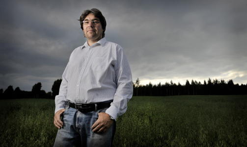 ADVARER: Professor og l�rer ved Politih�gskolen Paul Larsson (47) mener hvitsnippkriminelle slipper for lett unna straff. Foto: JOHN T. PEDERSEN/DAGBLADET