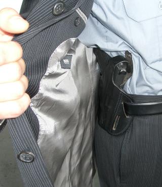 BOSS: Vaktene stilte i Boss-dress...
