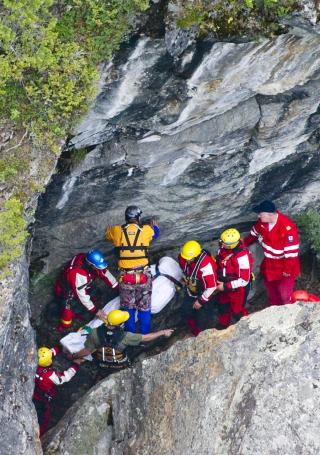 KUNNE IKKE REDDES: Fire d�de mennesker m�tte hentes opp fra Sjoa.