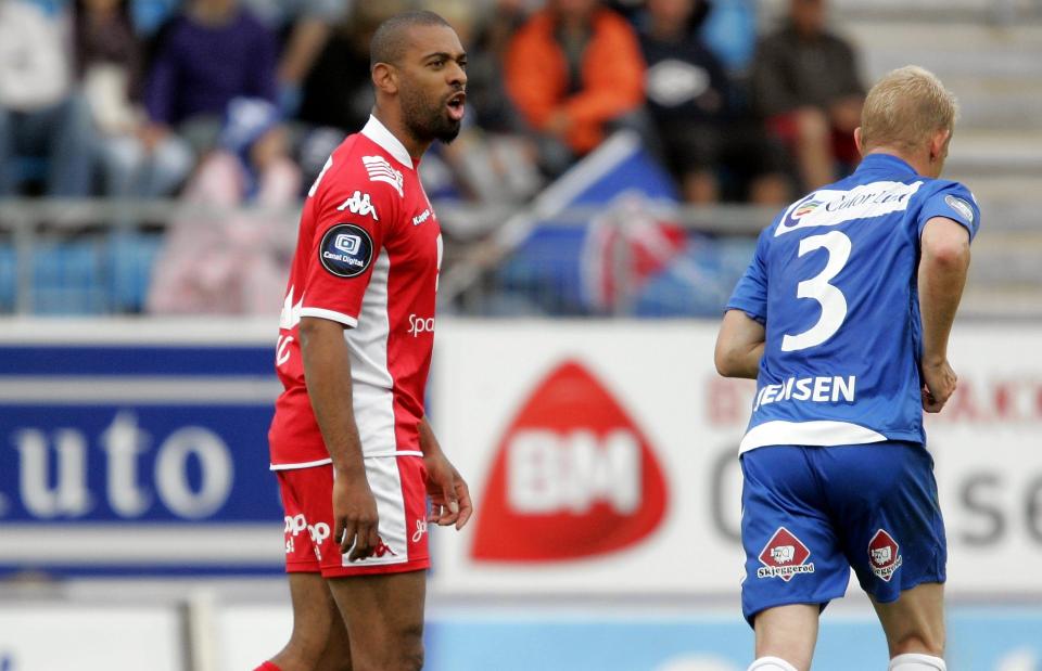 SNART KONTRAKTSL�S: David Nielsens kontrakt med Brann g�r ut denne uka, men dansken vil gjerne bli v�rende i Bergen. Klubbledelsen kan imidlertid ikke gi ham noen l�fter om forlengelse.Foto: Digitalsport