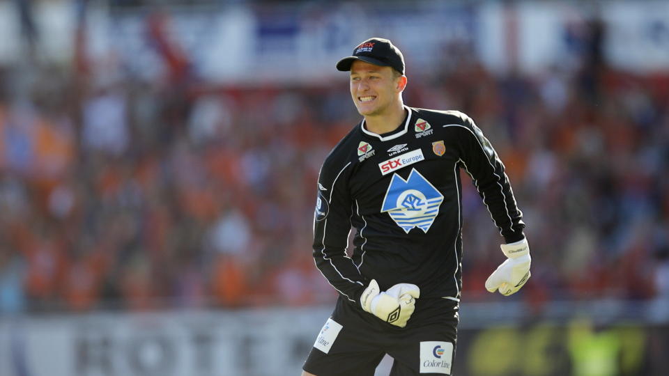KOBLES TIL PREMIER LEAGUE: Aalesunds keeper Anders Lindegaard er p� blokka til Manchester United, mener ei dansk avis. Foto: Svein Ove Ekornesv�g / Scanpix .